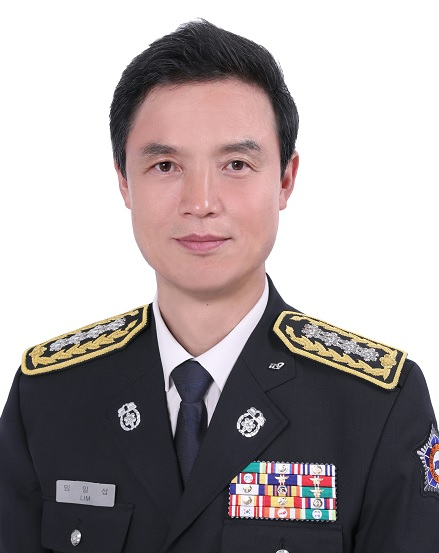 이일섭 소방서장.jpg