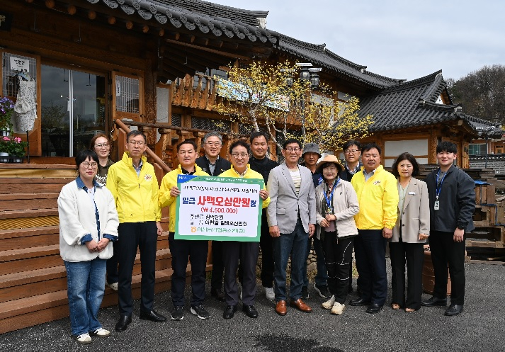산수유꽃.jpg