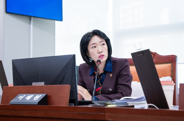 이혜원.jpg