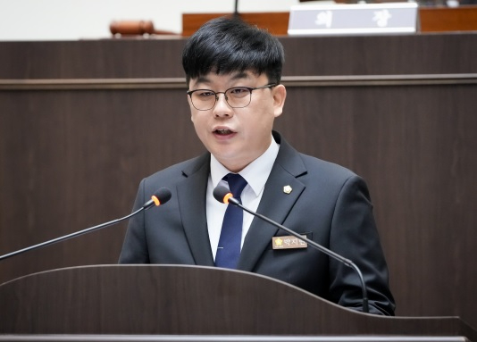 박지현.jpg