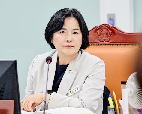 윤순옥.jpg