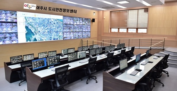 관제요원.jpg