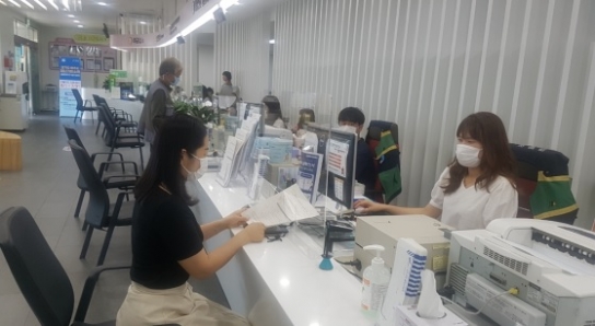 여주시 코로나19 확산 방지 민원창구 가림막 설치 완료