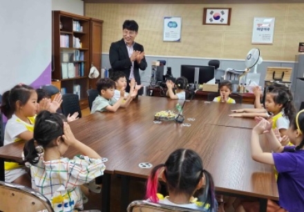 작은 천사들의 큰 울림! 가남 제일어린이집, ‘아나바다’ 수익금 65만원 기부로 이웃사랑 실천