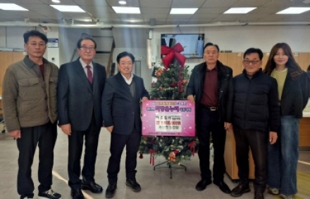 지역사회를 밝히는 따뜻한 손길, 대신면 노인회 이웃돕기 성금 100만원 기탁