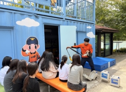 “양평소방서, 두물119공유학교 화재안전교육·완강기 체험”