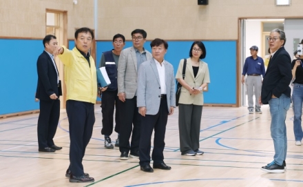 남종섭 의장, 9월 개교 앞둔 기흥중학교 현장점검