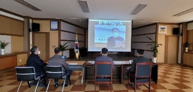 부발읍 새해 첫 이장회의 시장과 함께 출발하다