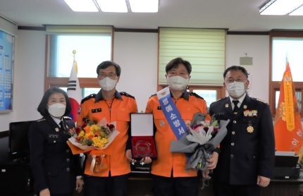 이천소방서, 성수석 도의원 1일 명예소방서장 위촉!!