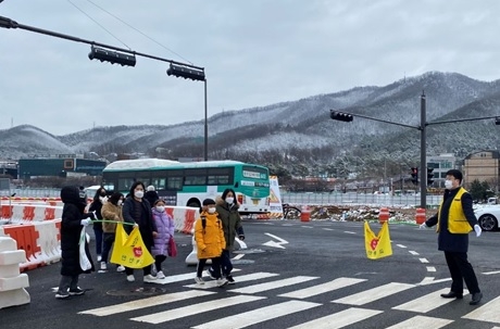광주하남교육지원청 신설학교 학생 통학 지도 나섰다