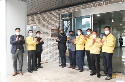 여주시, 농업기술센터내 ‘친환경종합검정실’ 현판식 개최