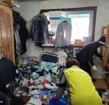 대월면 거동불편 어르신 집 청소 봉사활동 펼쳐