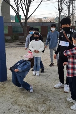 선동초, 얘들아 놀면 뭐하니? 등굣길 이벤트 참여하자