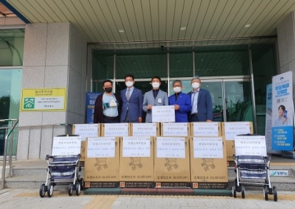 양평로타리클럽, 거동불편 어르신을 위해 실버카 기탁