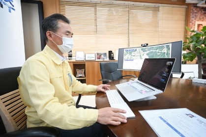 이항진 여주시장, 크레인 전도 사고관련 긴급 기자회견 개최