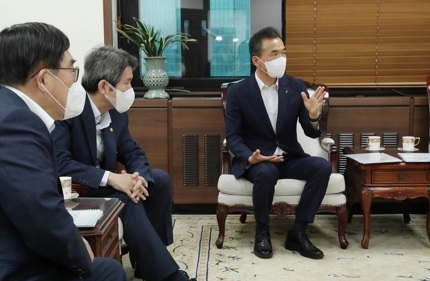 광주·이천·여주·원주 4개 시 단체장 통일부장관 접견