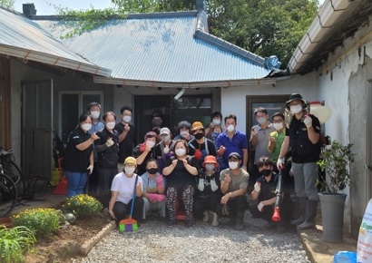 강상면 봉우리 봉사단, 취약계층 청소 봉사활동 실시