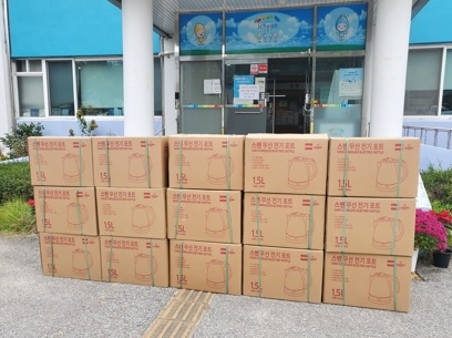마장면 생활안전협의회 저소득층 무선전기포트 기탁