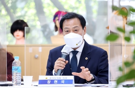 장현국 의장, ‘찾아가는 현장 도의회’에서 ‘영세 미용업자’ 지원책 논의