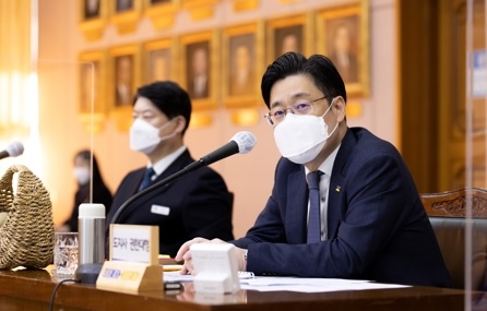 오병권 권한대행, 경기도 공직자에 “선거 앞두고 정치적 중립 철저히 지켜야”