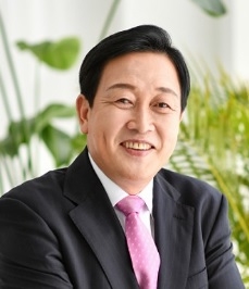 김선교의원 무죄 회계책임자 벌금 800만원 의원직 상실 위기