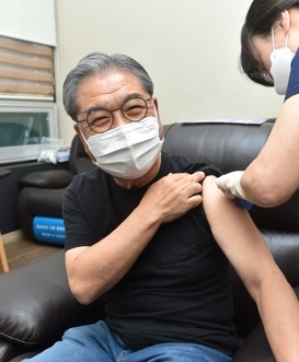 이재정 교육감, 12세 이상 코로나19 백신 접종 독려