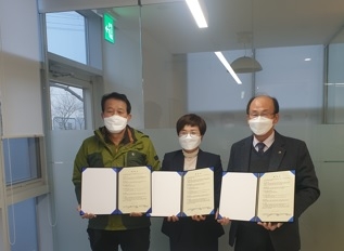 오학동 지역사회보장협의체와 여주축산업협동조합간 기부협약식 체결