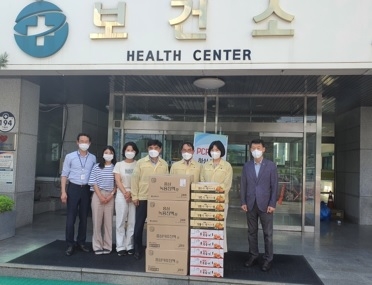 농협 광주시지부, 코로나19 방역 현장 격려선물 전달