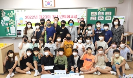 경기도의회, 청소년 의회교실 큰 호응 속 마무리