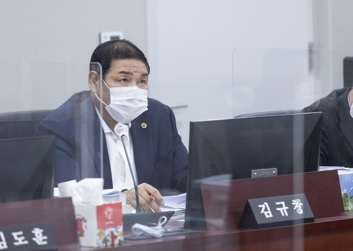 김규창 의원, “경기신용보증재단, 중소기업·소상공인 보증업무 강화를 위해 영업점 확충해야”