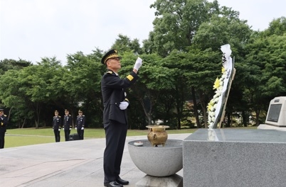 이천소방서, 제68주년 현충일 맞아 현충탑 및 순직 소방공무원 참배