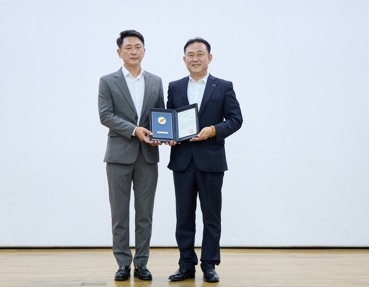 178-12 전찬영 대표, ‘여주시 모범시민상’ 수상