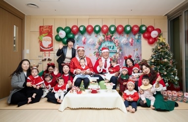 여주시, 센트레빌어린이집 아이들을 위한 산타행사 진행