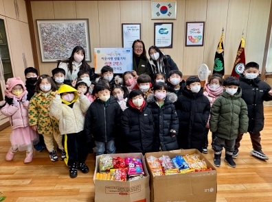 백사어린이집, 사랑의 라면 기탁