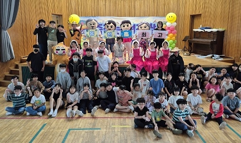 세대공감, 어린이와 어르신이 함께하는 인형극