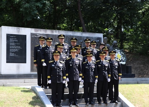 광주소방서, 현충일 앞둔 현충탑 참배로 희생정신 되새겨